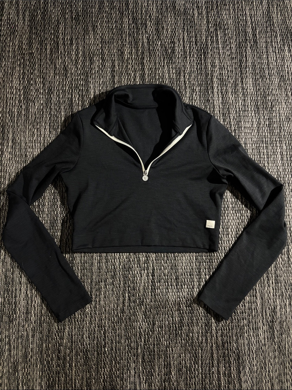 Vuori Lux Rib Half Zip Long Sleeve Cropped Size Medium